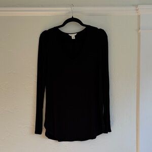 Caslon Black Long Sleeve V-Neck Top